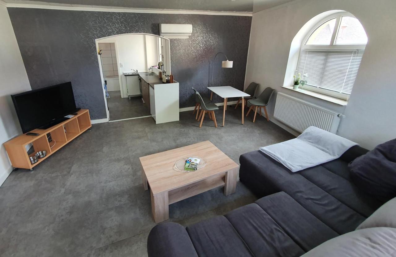 Ferienwohnung Zur Linde Dettelbach Εξωτερικό φωτογραφία